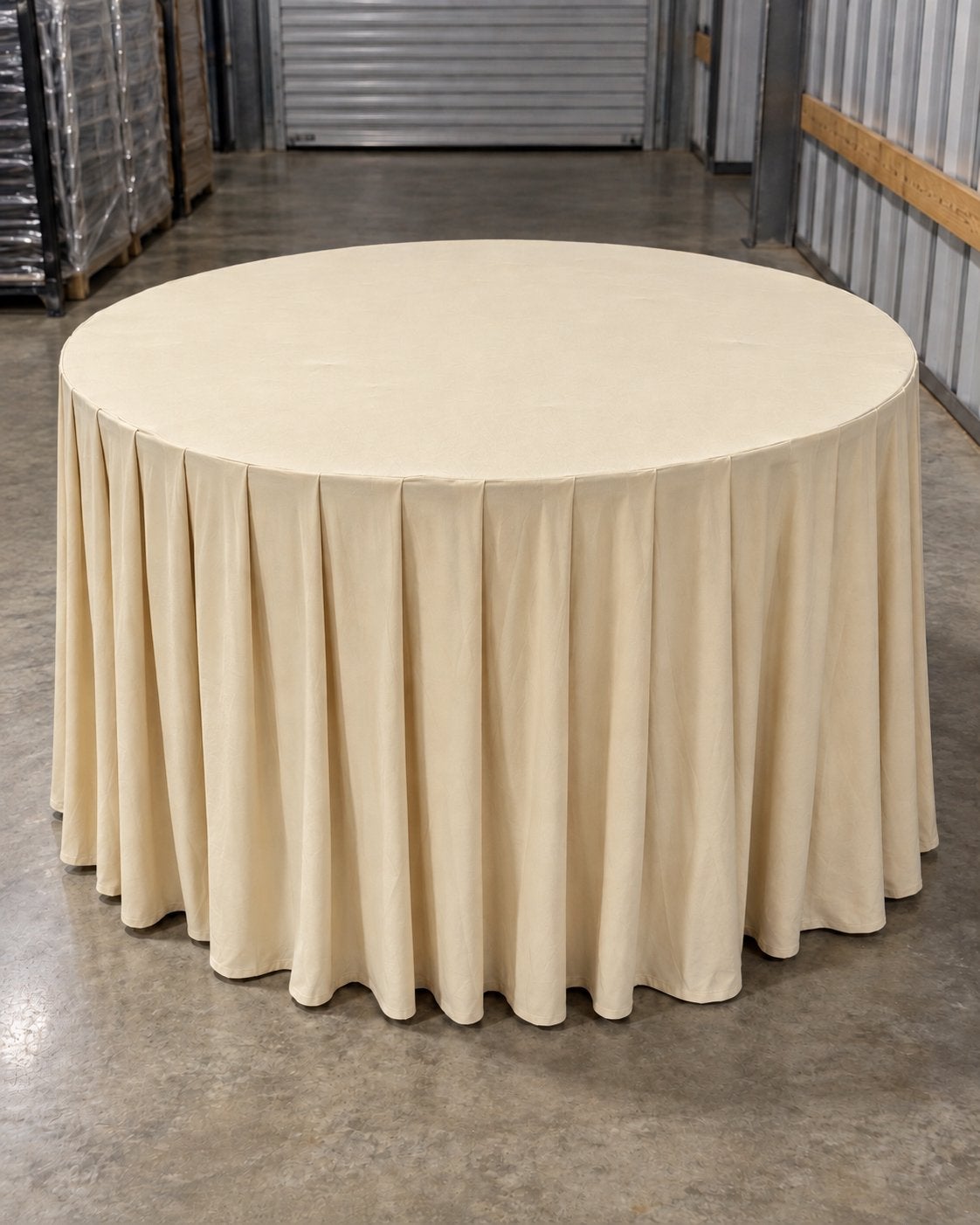 Wegens stoppen verhuur! Partij nieuwe ronde tafelkleden, Huis en Inrichting, Ophalen, Gebruikt, Rond, Beige