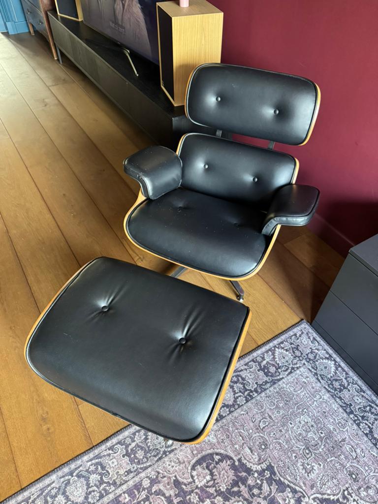 Eames replica incl voetenbank, Huis en Inrichting, Fauteuils, Zo goed als nieuw, 50 tot 75 cm, 75 tot 100 cm, Ophalen