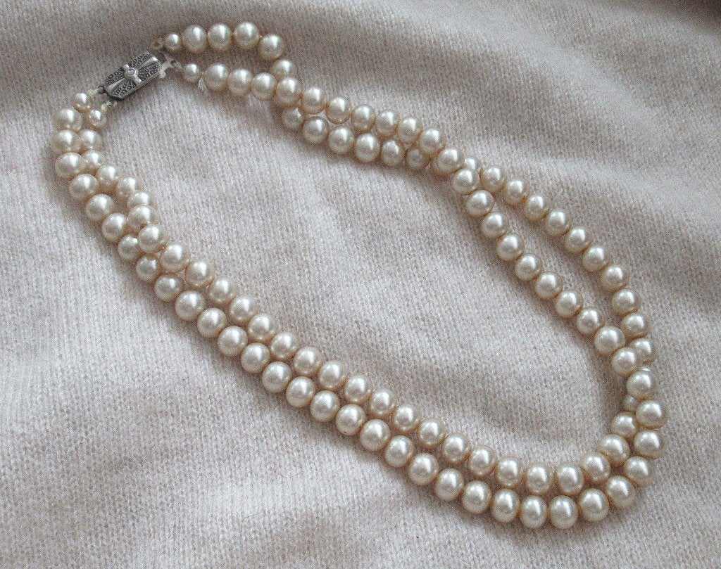 Parelmoeren kralen collier met zilveren 835 slotje., Ophalen of Verzenden, Zilver, Ketting, Met edelsteen