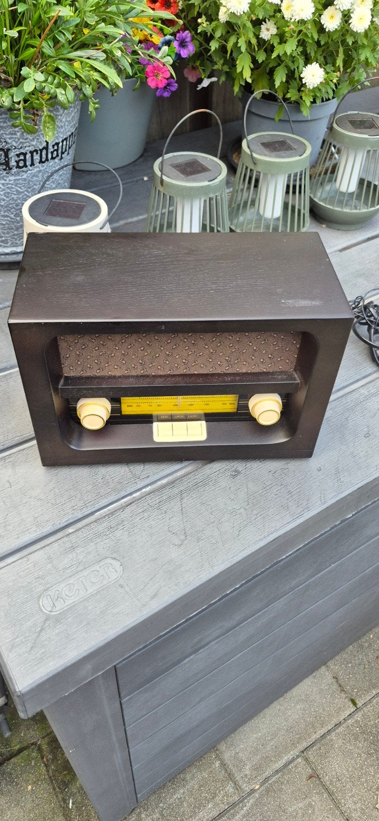 nieuwe transistor  radio in oude uitvoering dat het goed en, Ophalen of Verzenden