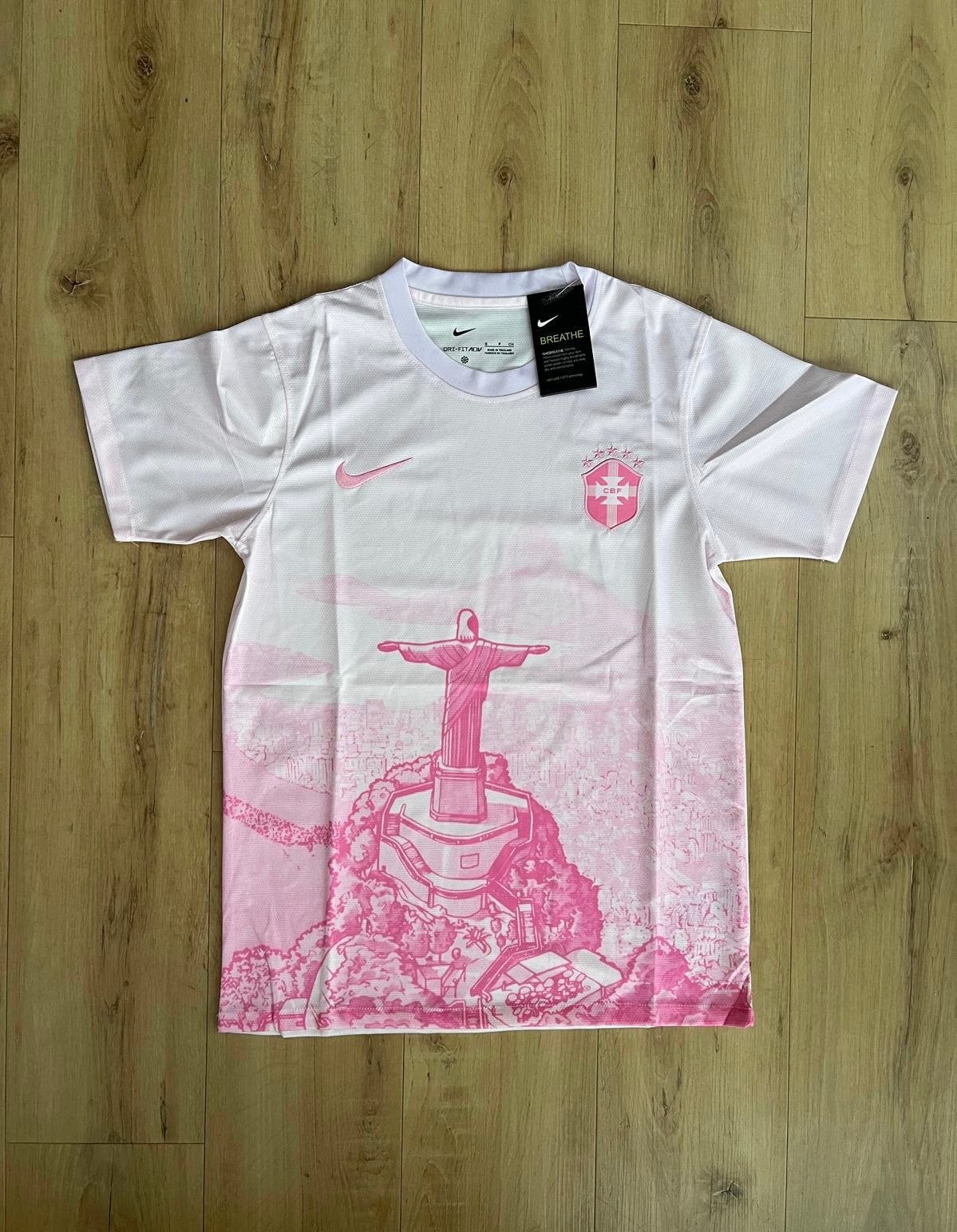 Brazilië concept voetbalshirt roze/wit - Maat M - Nieuw!, Maat 48/50 (M), Ophalen of Verzenden, Zo goed als nieuw, Roze