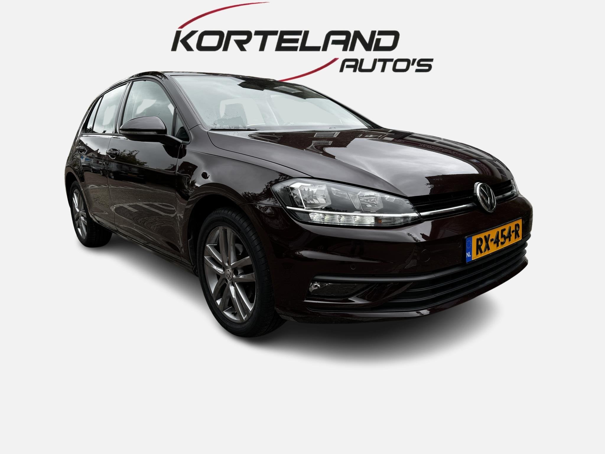 Volkswagen Golf 1.0 TSI Trendline l Clima l Carplay l Parkee, Gebruikt, Met garantie (alle), 610 kg, Origineel Nederlands