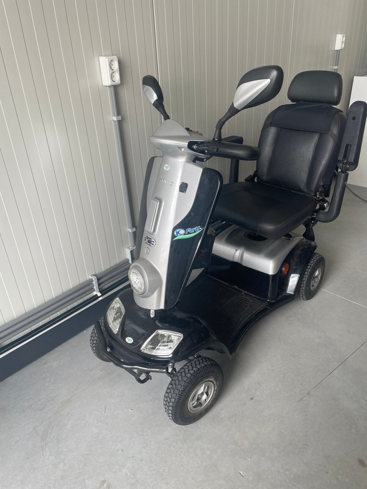 Scootmobiel te huur, Ophalen, Zo goed als nieuw