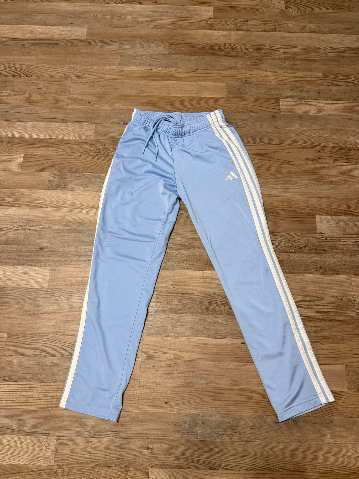 Adidas trainingsbroek lichtblauw maat S, Kleding | Dames, Blauw, Ophalen of Verzenden, Zo goed als nieuw, Maat 36 (S)