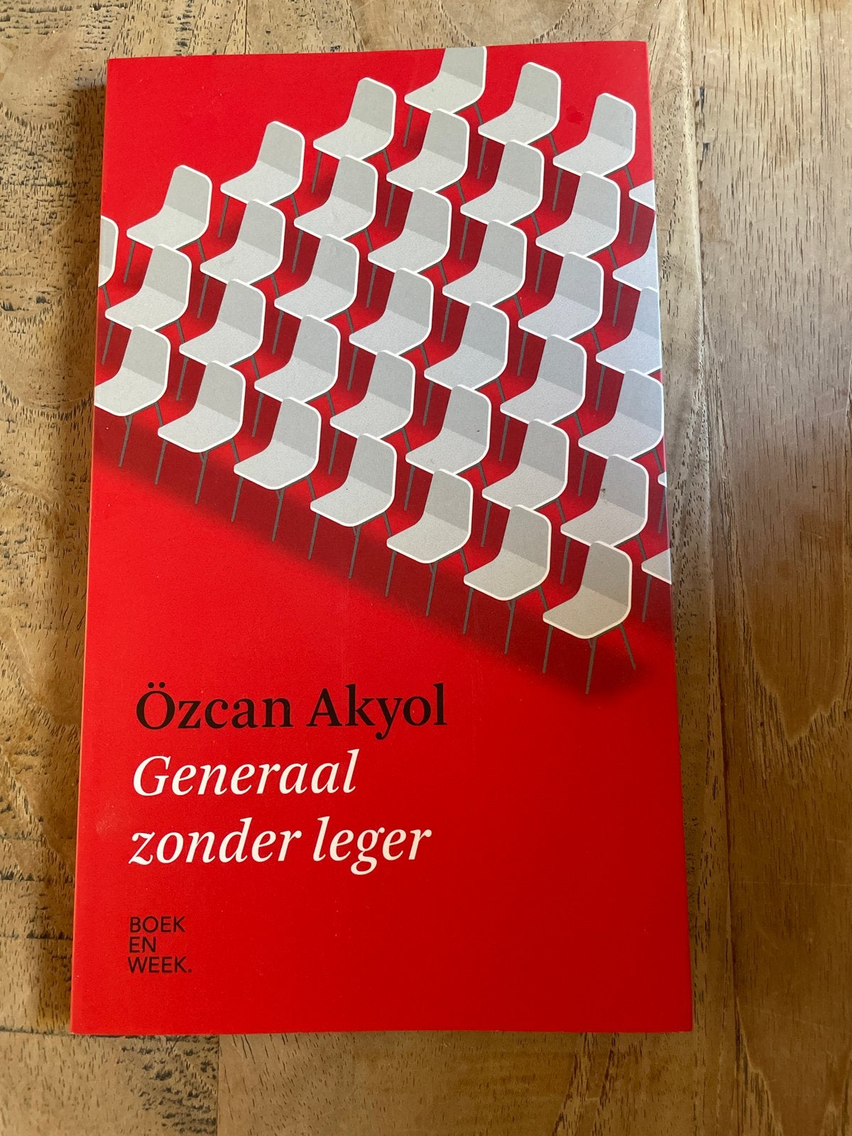 Generaal zonder leger - Özcan Akyol (Boek en Week), Ophalen of Verzenden, Nieuw, Eén auteur