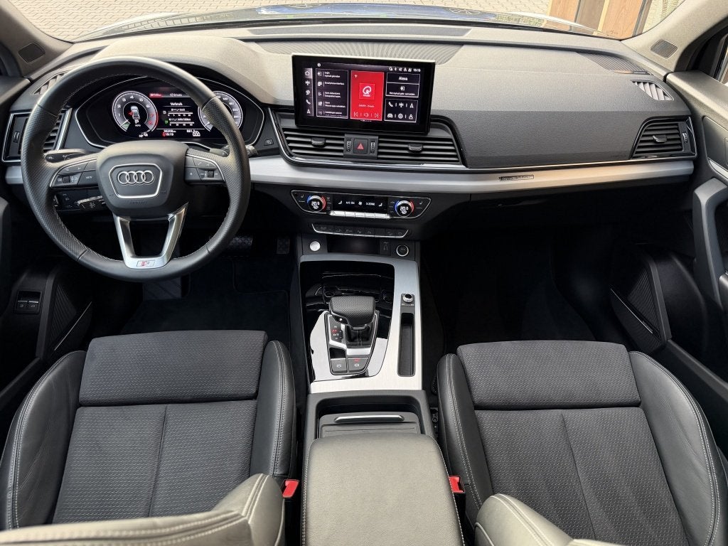 Audi Q5 Sportback 55 TFSI e S edition Competition | Pano | T, Gebruikt, Euro 6, 4 cilinders, Leder en Stof
