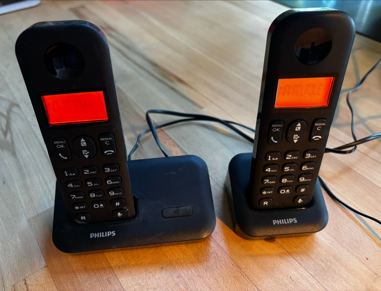 Philips DECT telefoons - set van 2 met basisstation, Telecommunicatie, Ophalen of Verzenden, Gebruikt, 2 handsets