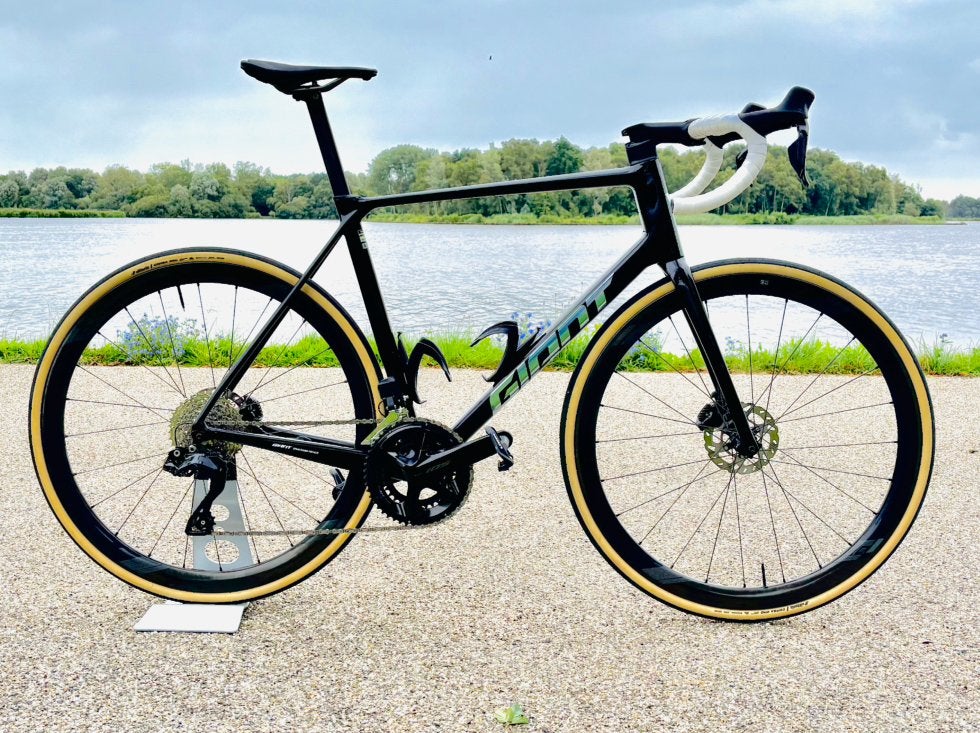 Giant TCR Advanced L Shimano 105 Di2, Ophalen, 28 inch, Carbon, Giant