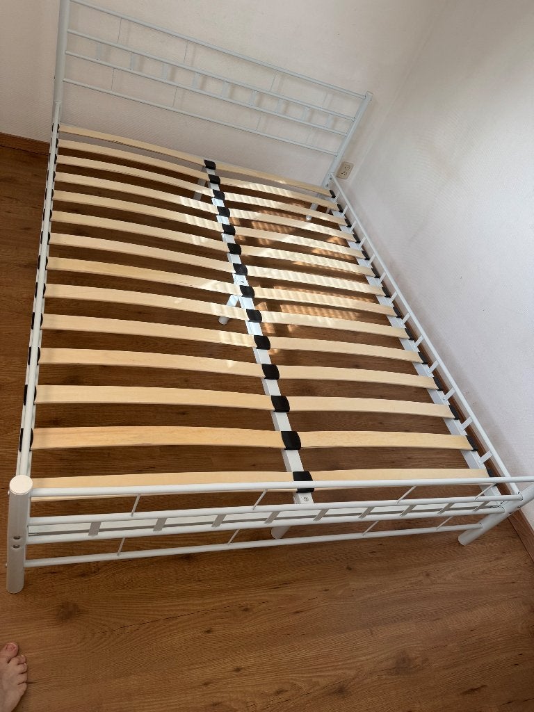 Metalen ledikant 2.00*1.40 M, Huis en Inrichting, Slaapkamer | Bedden, Ophalen, Wit, Tweepersoons, 140 cm