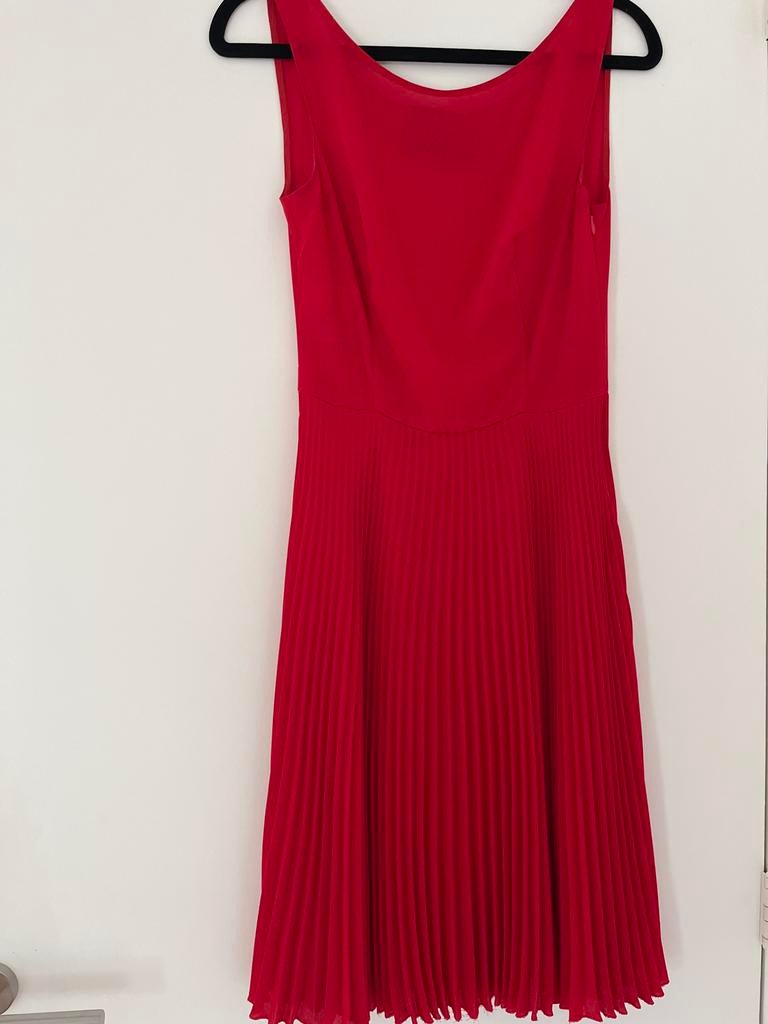 Prada rood jurkje - Zo goed als nieuw, Ophalen of Verzenden, Zo goed als nieuw, Maat 34 (XS) of kleiner, Boven de knie