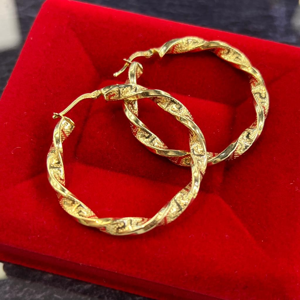 14 karaat gouden oorbellen wokkels prachtig model, Ophalen of Verzenden, Nieuw, Goud