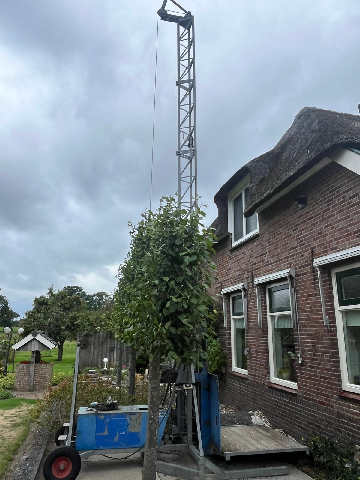 bouwlift 8m HEK, per direct beschikbaar, Doe-het-zelf en Verbouw, Bouwliften, Ophalen, Gebruikt, Bouwlift