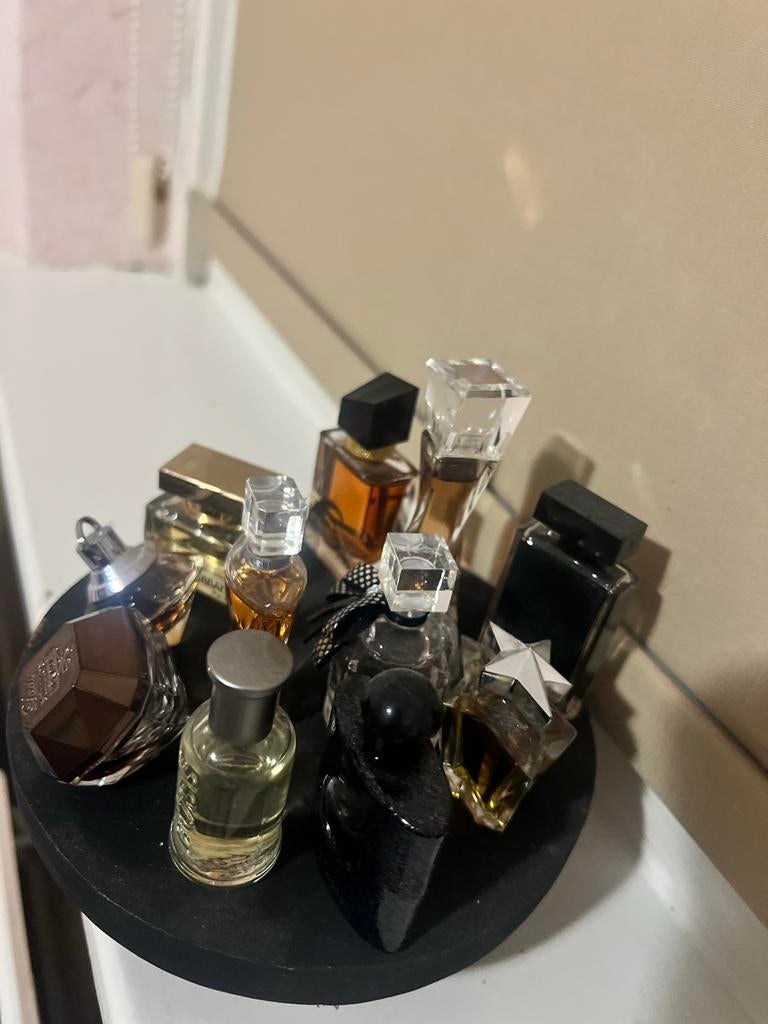 Verzameling miniatuur parfumflesjes, Ophalen of Verzenden, Zo goed als nieuw