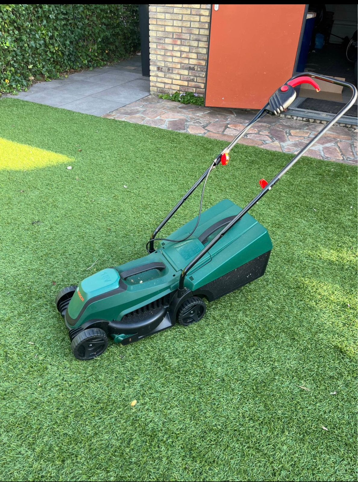 Foto 3 van Bosch & Gardena 18V Tuingereedschap Set –Slechts 4x Gebruikt