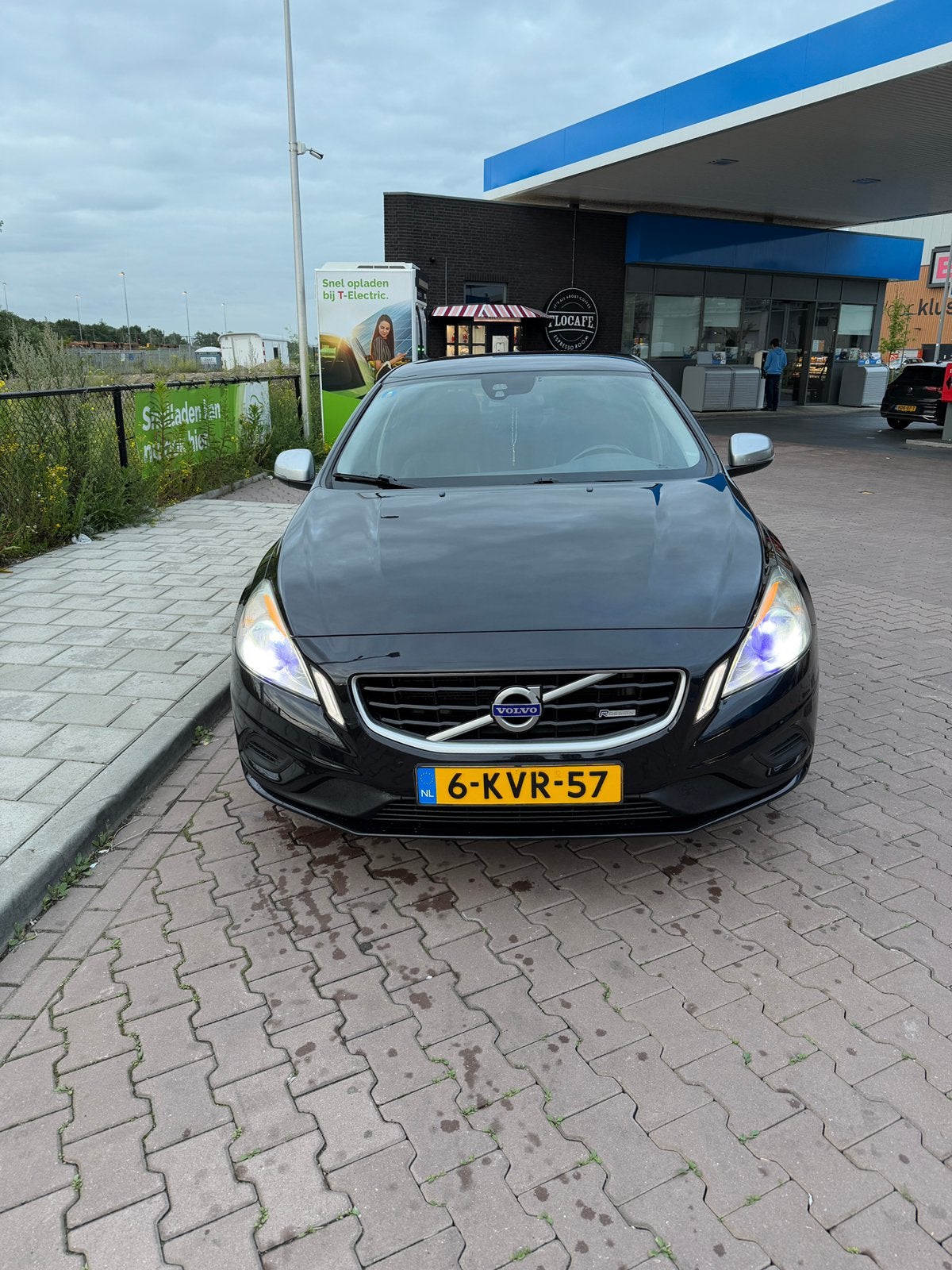Volvo S60 1.6 T3 R-Design 2013, Auto's, Volvo, Particulier, S60, ABS, Airbags, Airconditioning, Bluetooth, Boordcomputer, Centrale vergrendeling