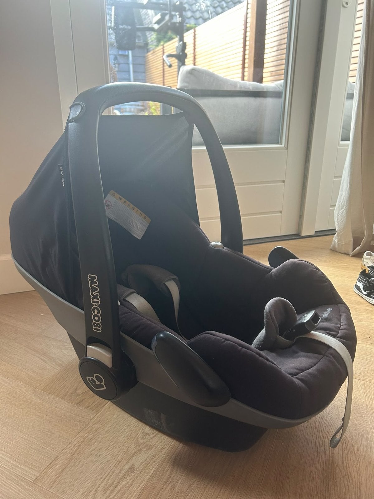 Maxi Cosi Pebble inclusief Isofix en zonnekap, Kinderen en Baby's, Ophalen, Gebruikt, Isofix, 0 t/m 13 kg