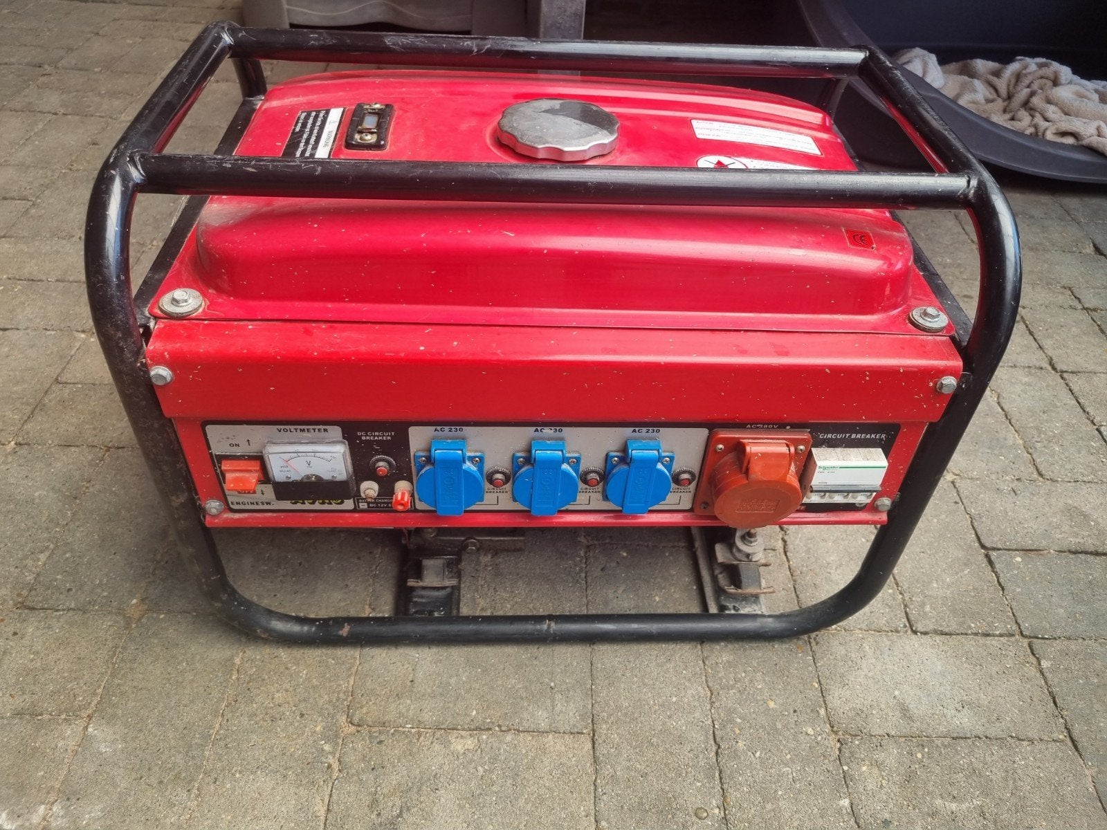 Stroomgenerator 6.5 kVA - Benzine, Ophalen, Gebruikt