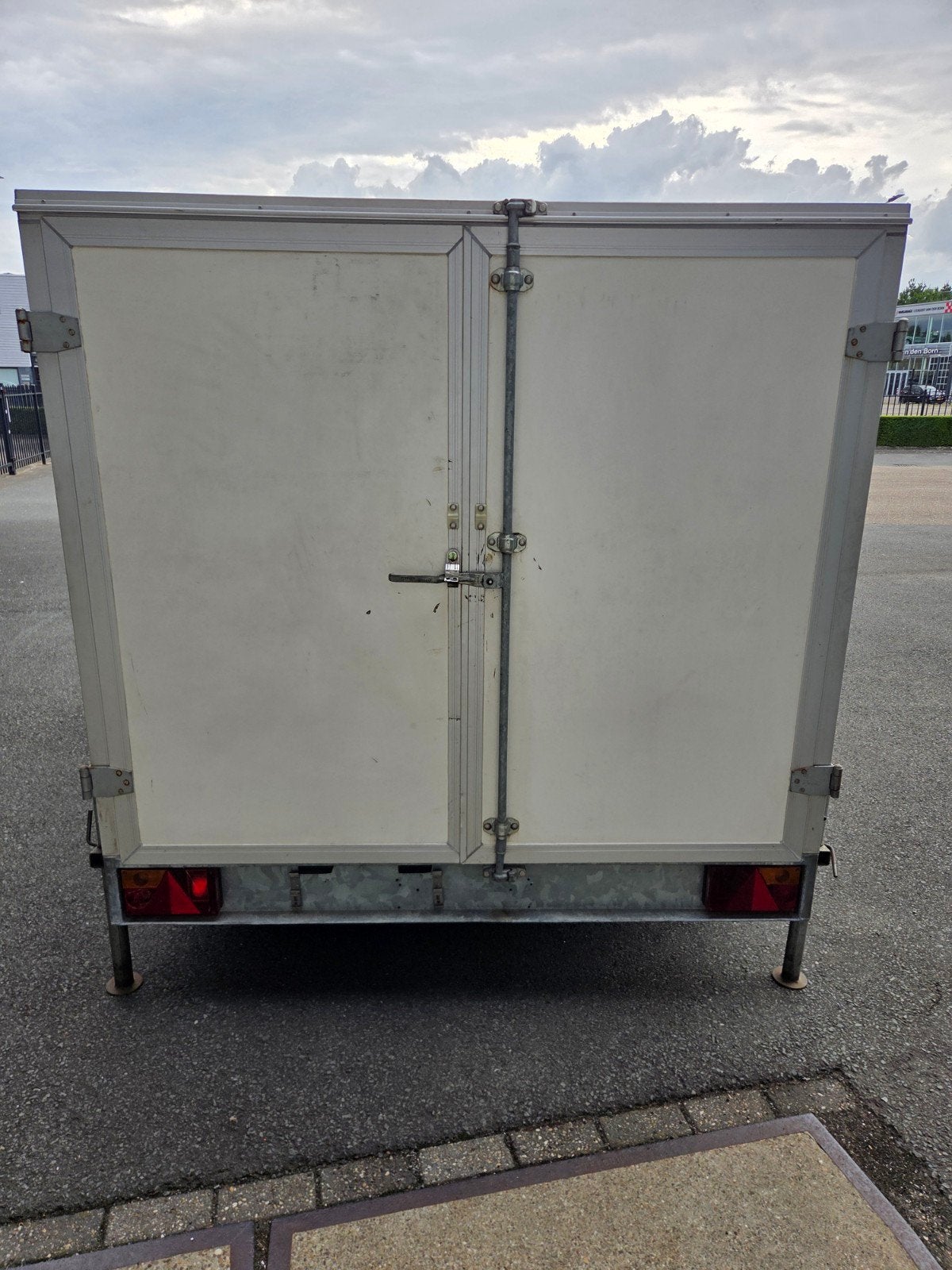 Gesloten Aanhanger 750kg. 250x180x150 cm - Goede staat,, Ophalen, Gebruikt