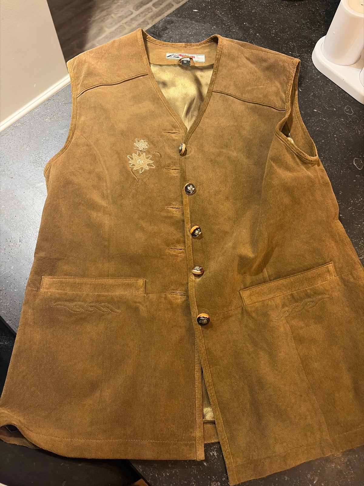 Lederen gilet Alphorn maat 40 - Perfect voor Lederhose, Ophalen of Verzenden, Zo goed als nieuw