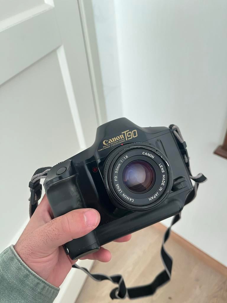 Canon T90 Spiegelreflexcamera met FD 50mm 1:1.8 Film Camera, Ophalen of Verzenden, Gebruikt, Spiegelreflex, Canon