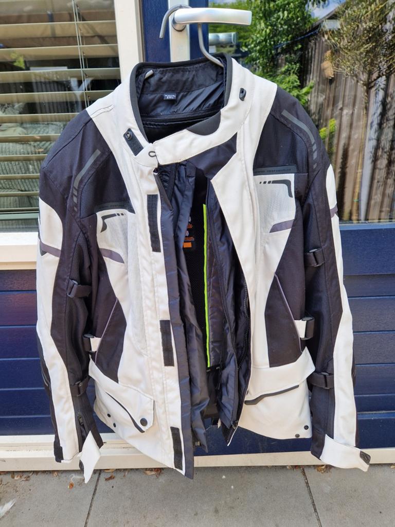 Richa motorpak: jas 2XL, broek 3XL - Zeer weinig gebruikt, Jas | textiel, Heren, Ophalen of Verzenden, Richa