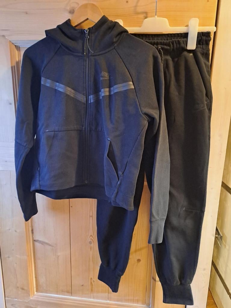 Nike Tech Fleece Trainingspak Zwart - Maat XS, Zwart, Nike, Ophalen of Verzenden, Fitness of Aerobics