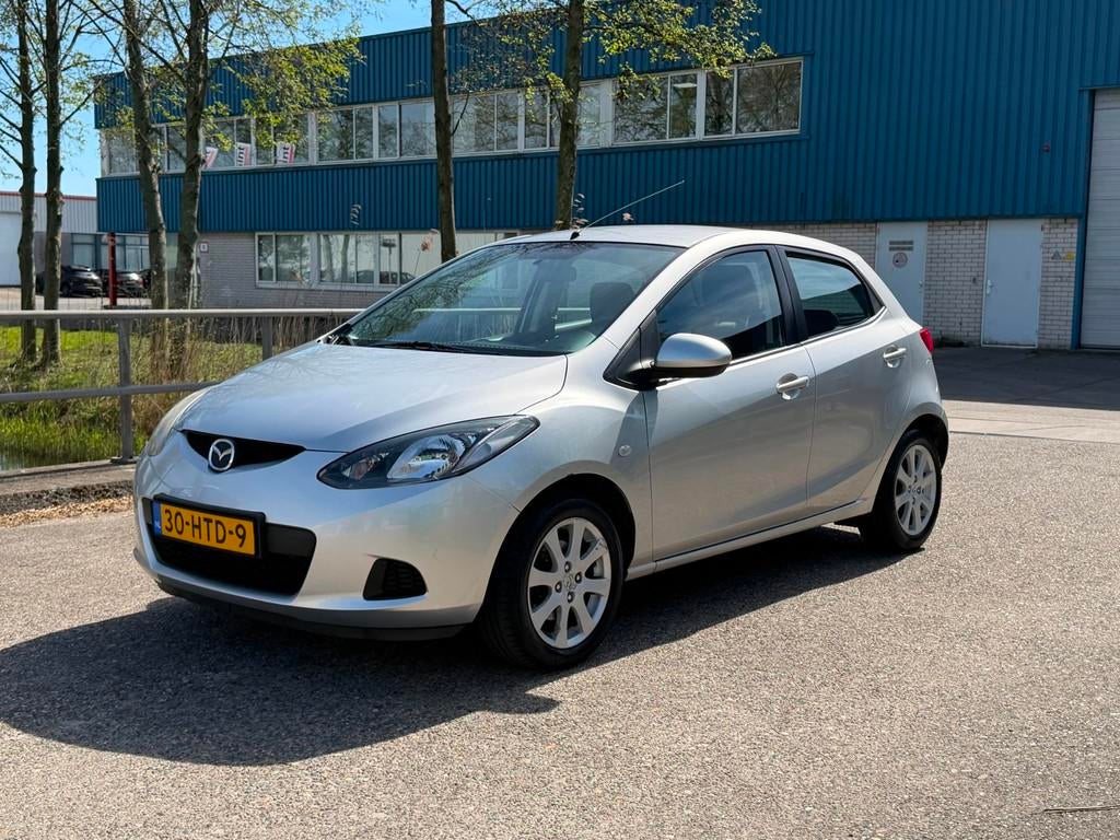 Mazda 2 1.3 TS!Airco!5-deurs! NAP!, Voorwielaandrijving, Gebruikt, 31 €/maand, 4 cilinders