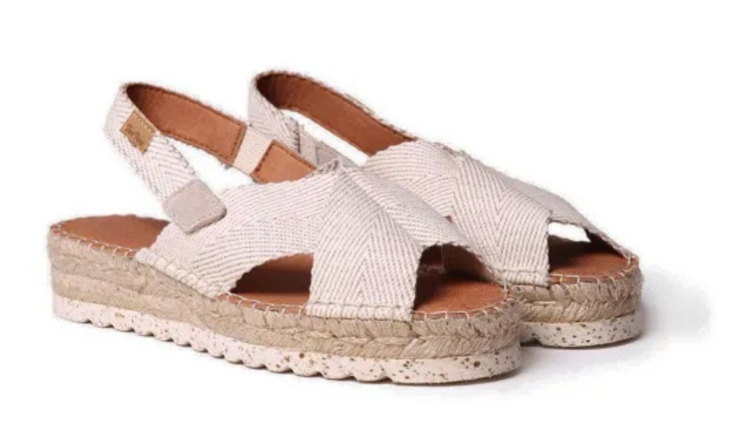 Leuke Toni pons mt 38 ibiza stijl, Kleding | Dames, Schoenen, Beige, Zo goed als nieuw, Espadrilles of Moccasins, Toni pons