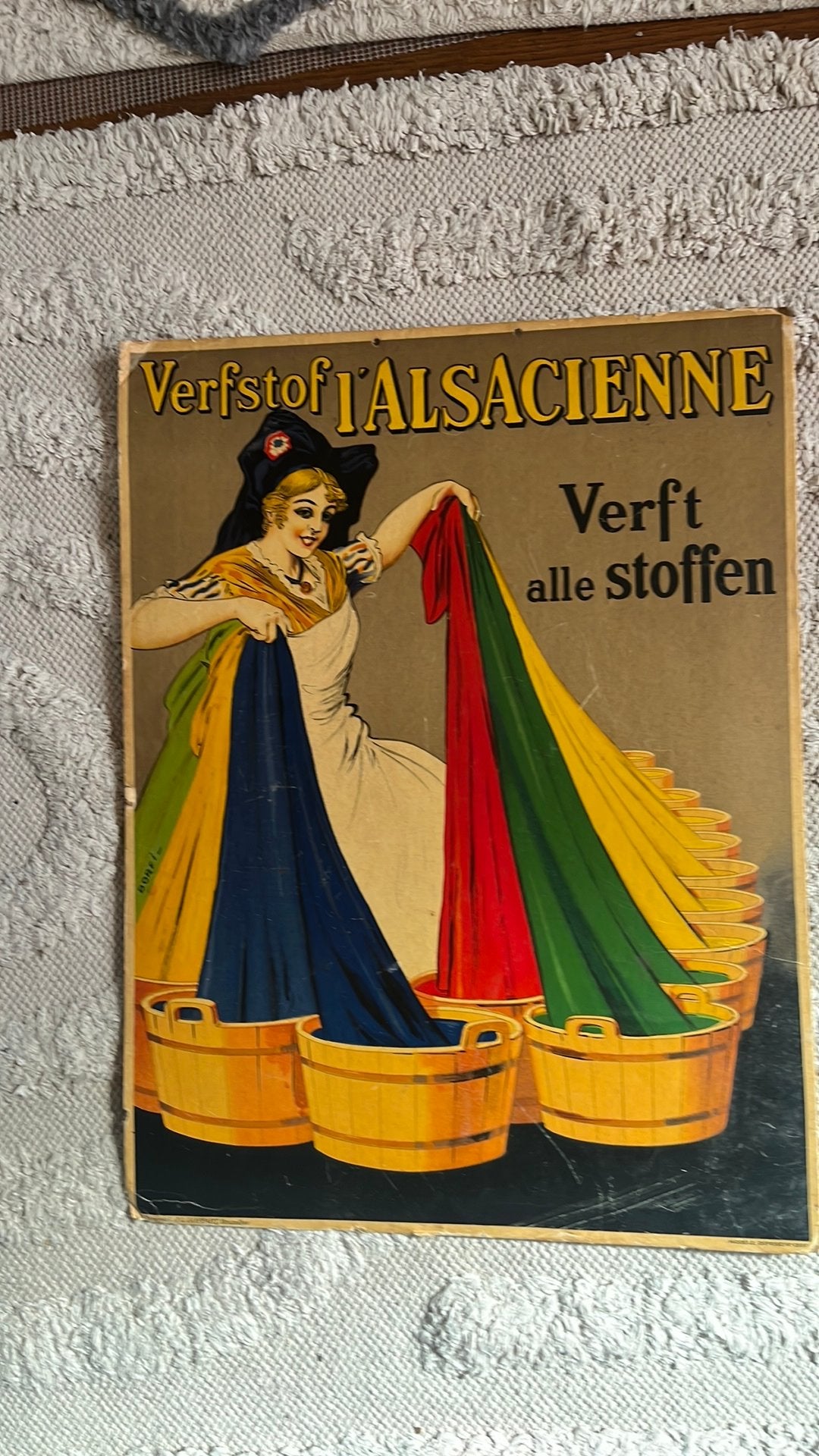 Oud kartonnen reclamebord verfstof l’ Alsacienne, Ophalen, Gebruikt