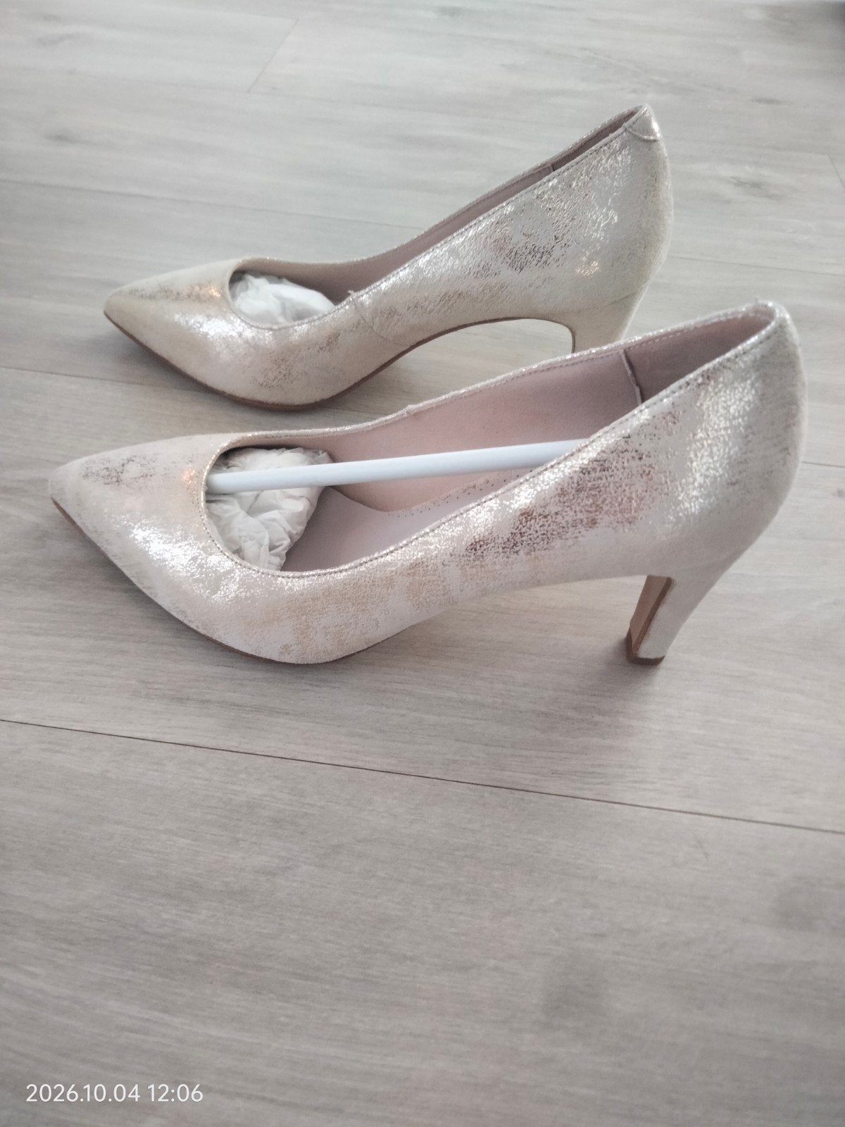 super mooie (trouw) pumps, Ophalen of Verzenden, Zo goed als nieuw, Overige kleuren, Pumps