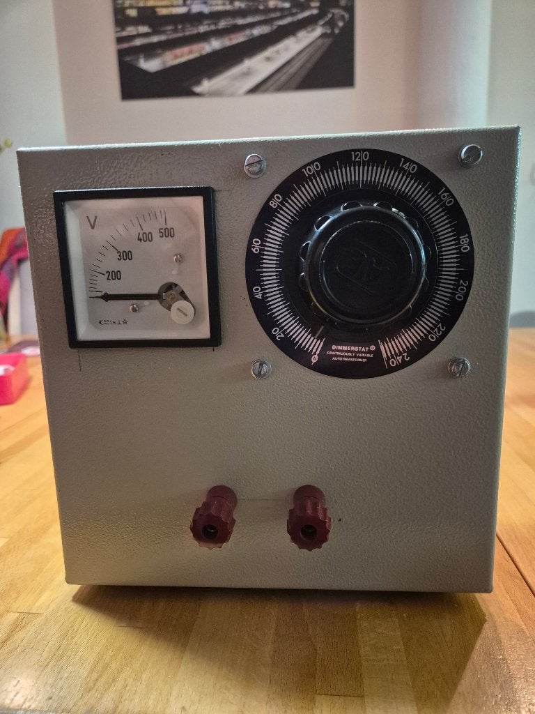 Regelbare Wisselspanningsvoeding met Variac en 1 : 2,5 trafo, Ophalen, Gebruikt