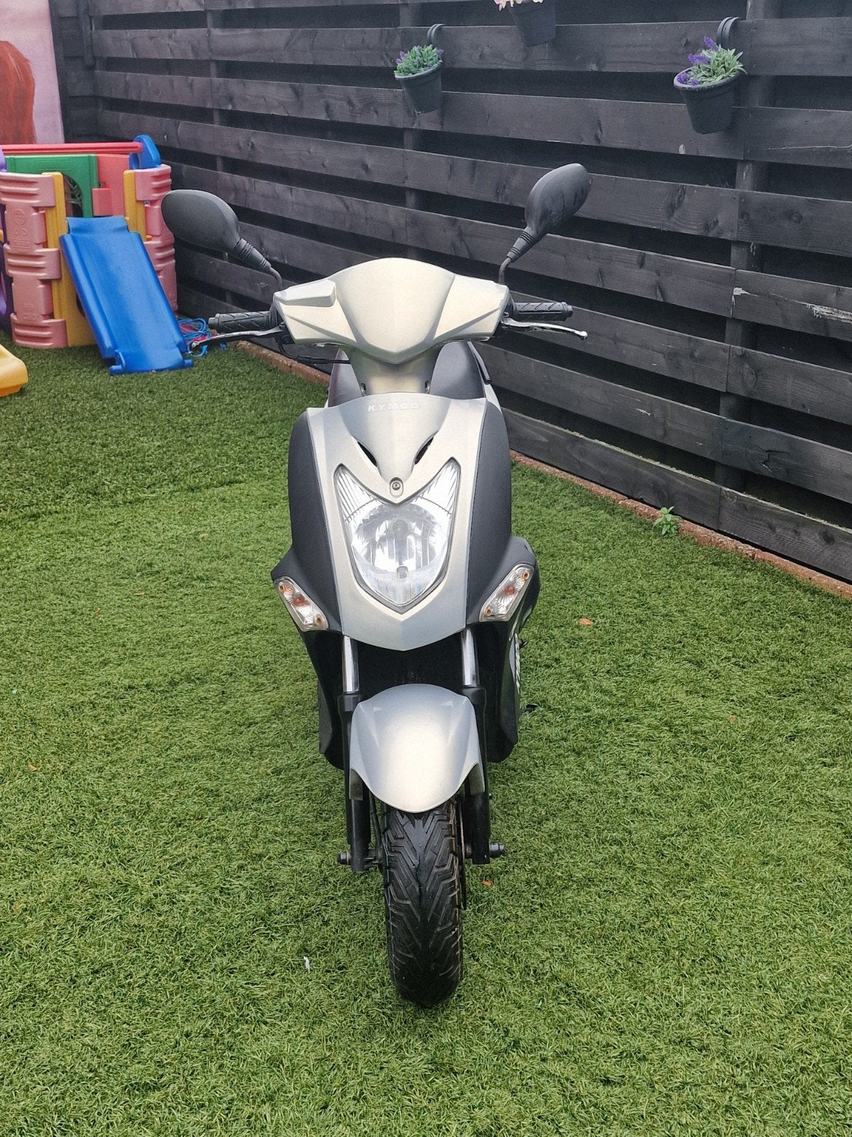 nette kymco agility snor zonder wok melding, Fietsen en Brommers, Gebruikt, Kymco, Ophalen of Verzenden, Benzine