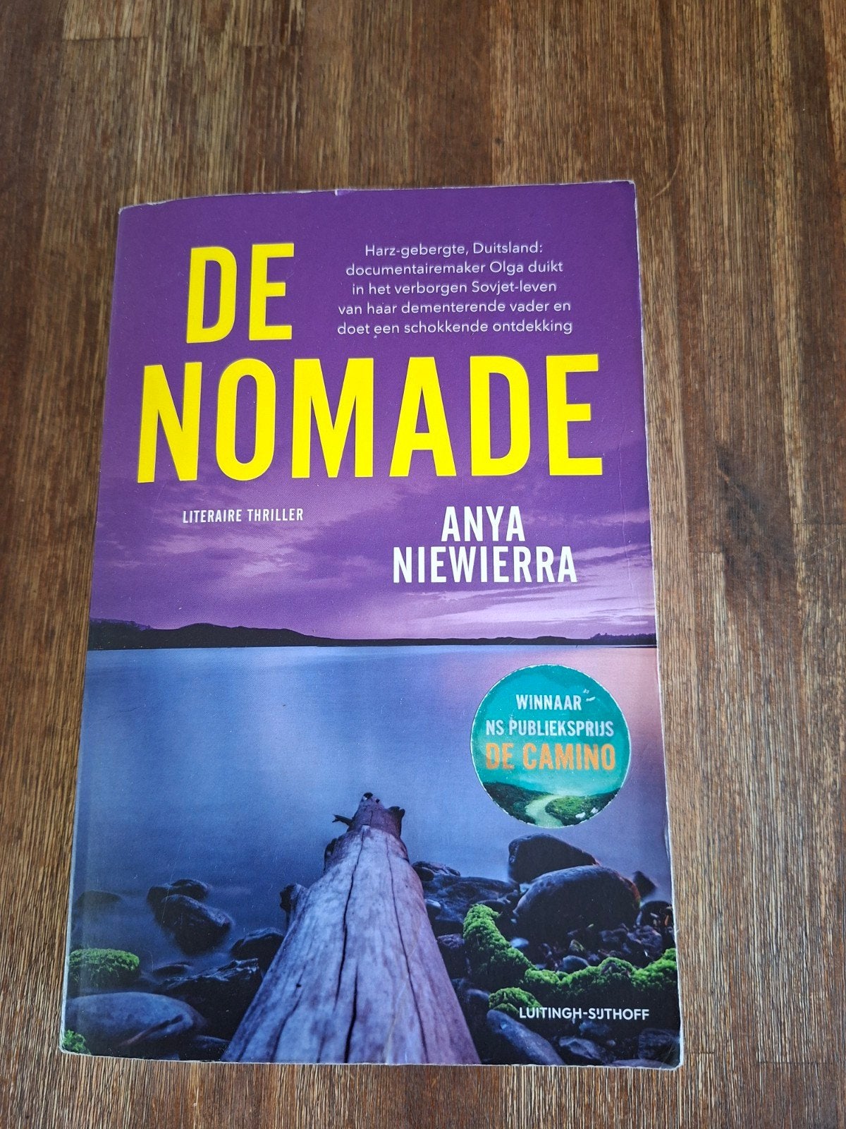 De Nomade van Anya Niewierra, Boeken, Ophalen of Verzenden, Gelezen