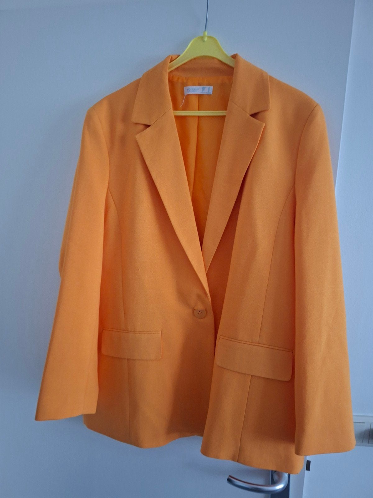 Dames colbertje, Kleding | Dames, Jasjes, Kostuums en Pakken, Ophalen of Verzenden, Zo goed als nieuw, Maat 46/48 (XL) of groter