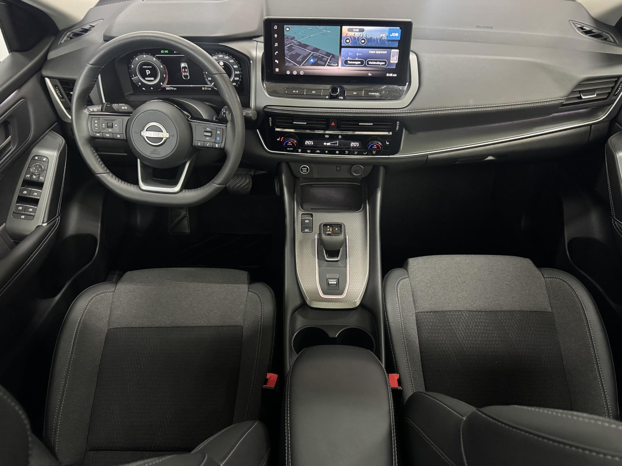 Nissan Qashqai 1.3 MHEV Xtronic N-Connecta | Panoramadak | S, Auto's, Stof, 4 cilinders, Wit, 1365 kg