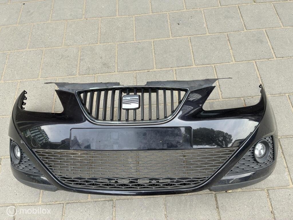 Seat Ibiza ('08-'12) Voorbumper + Mistlampen | LC9Z |, Gebruikt, Voor, Ophalen of Verzenden, Bumper
