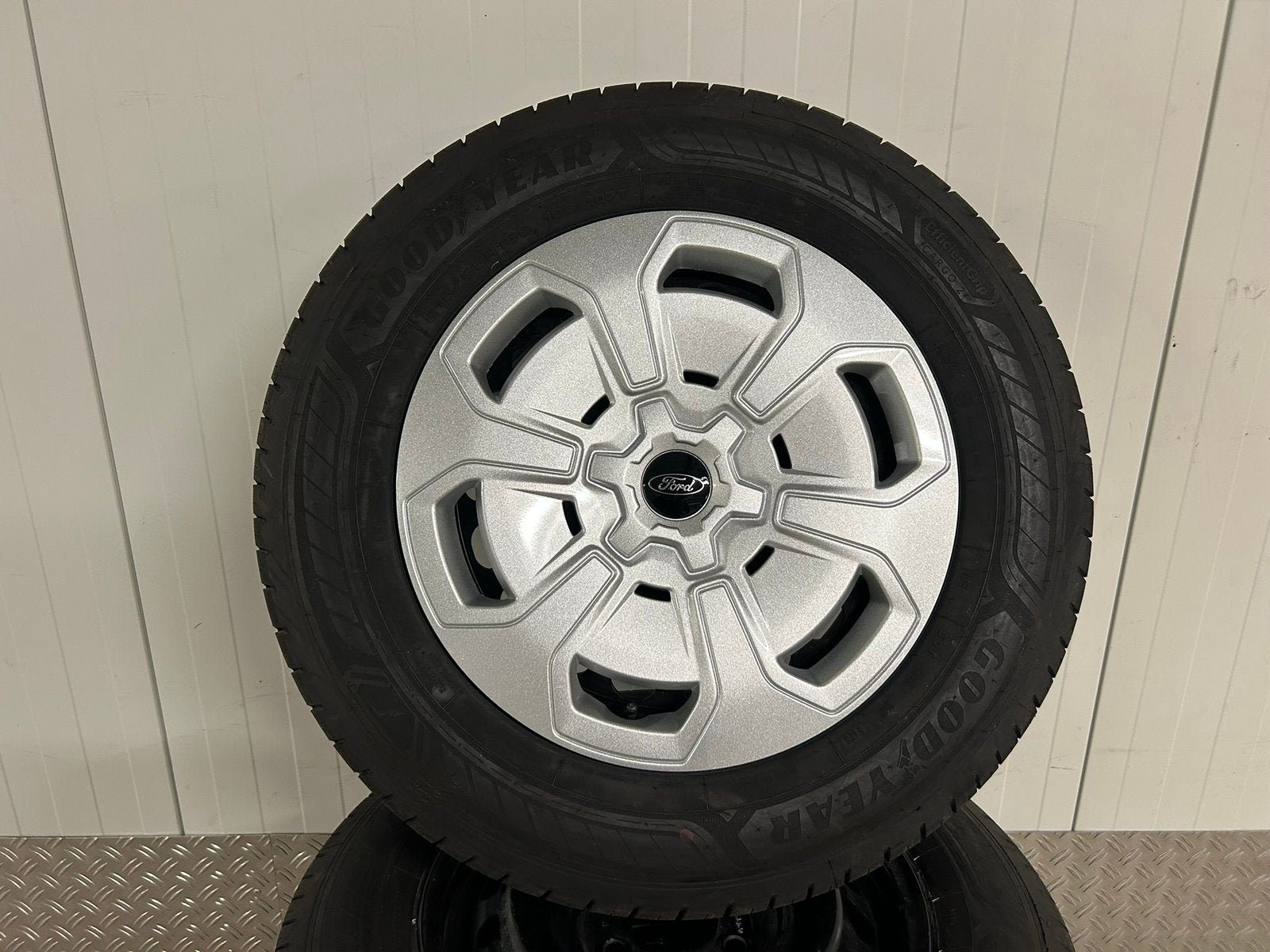 Ford Transit 6x120 staal 16 inch Goodyear 215/65/16C 2023, Ophalen, Banden en Velgen, **, **