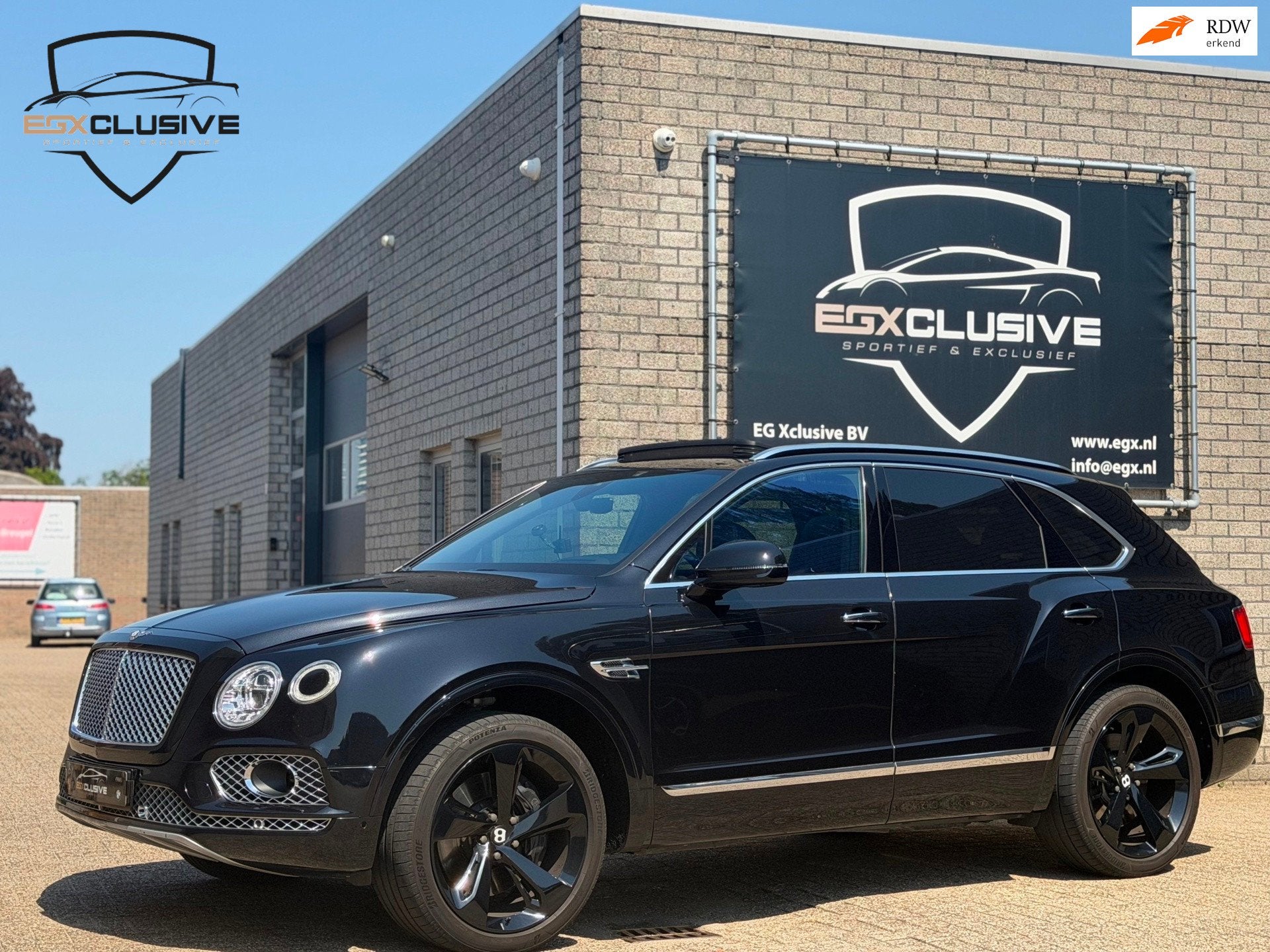 Bentley Bentayga 4.0 D 7p. PANO|360CAMERA|ACC|MEMORY|HUD|MAS, Auto's, 435 pk, Gebruikt, 7 stoelen, Zwart