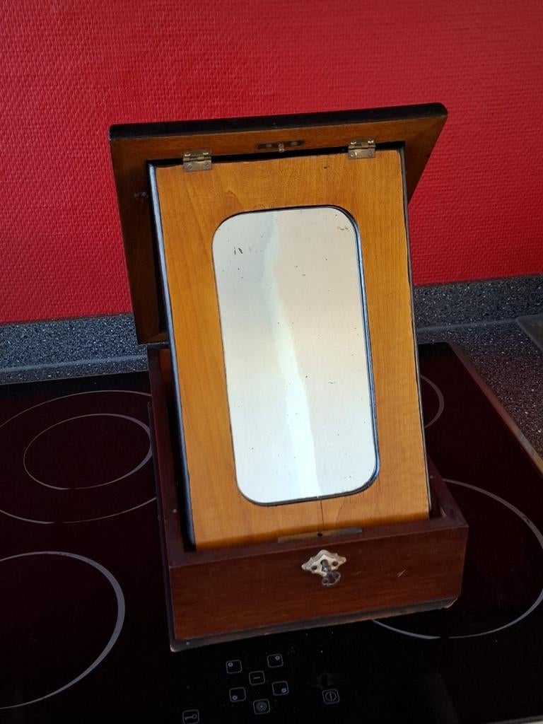 Antieke Houten Scheerkist met Slot en Spiegel, Ophalen