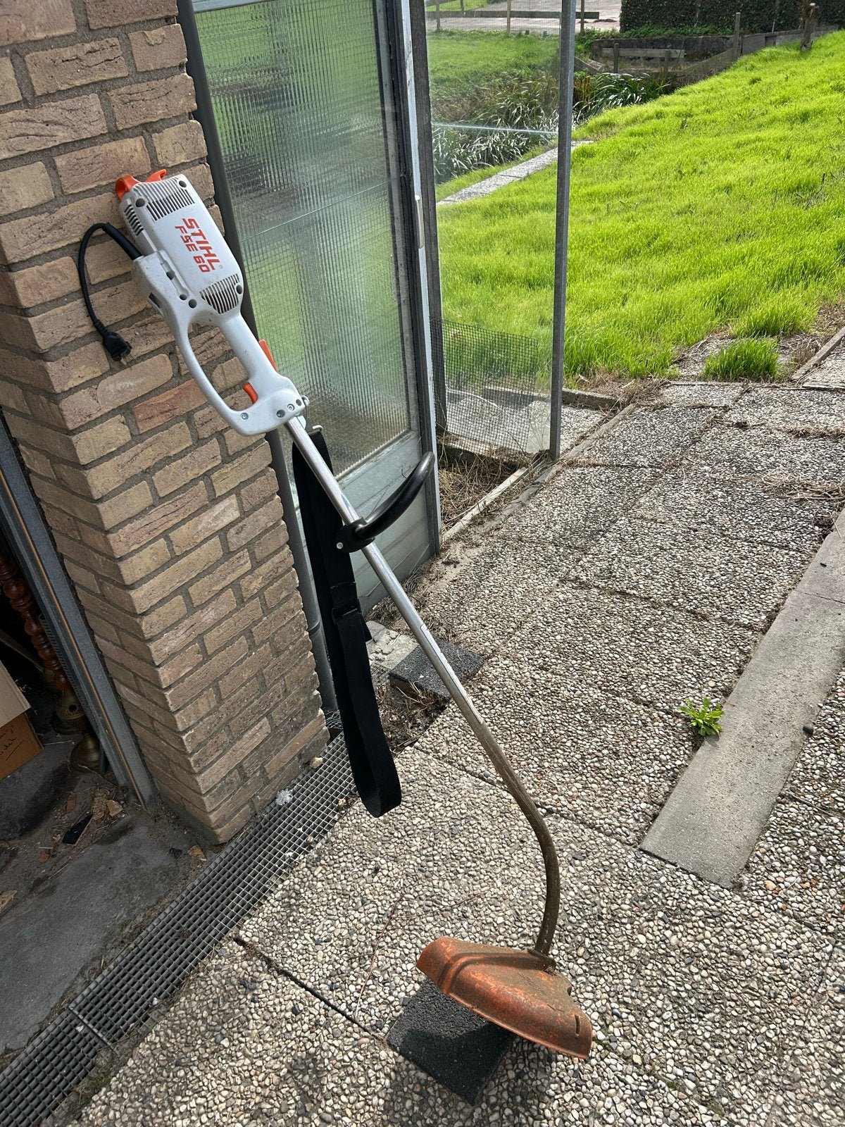 Stihl FSE 60 Elektrische Grastrimmer - Gebruikt, Tuin en Terras, Ophalen, Gebruikt, Elektrische grasmaaier