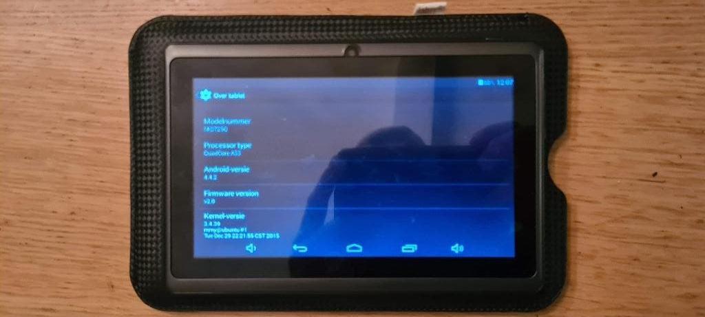 Gratis af te halen: 7 inch Android tablet, Ophalen, Onbekend, Zo goed als nieuw, Wi-Fi