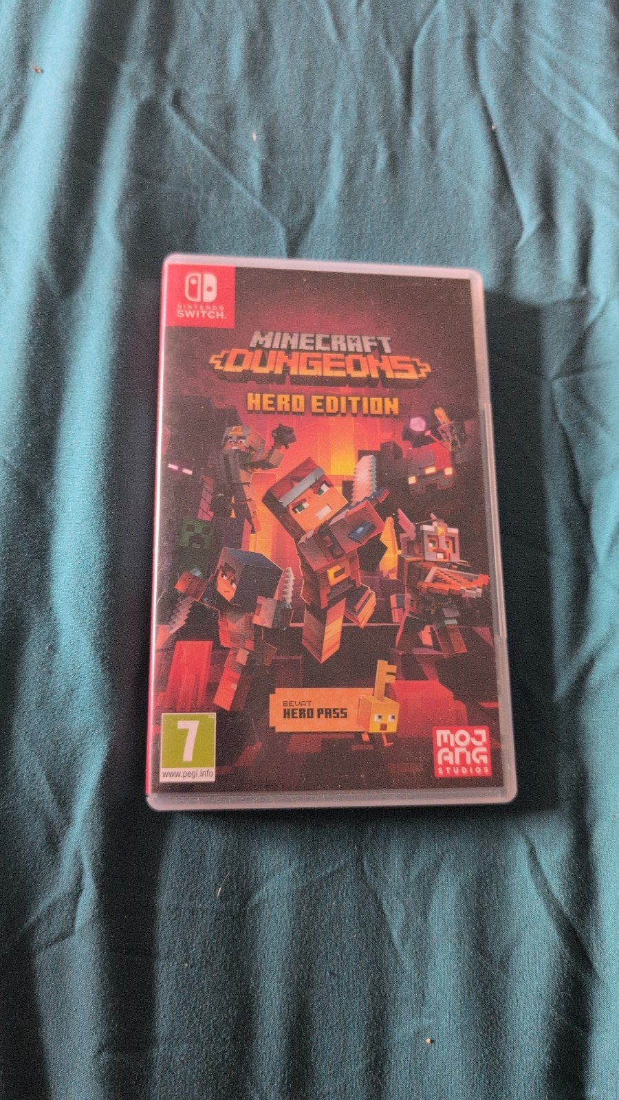 Minecraft Dungeons Hero Edition Nintendo Switch, Avontuur en Actie, Ophalen of Verzenden, Zo goed als nieuw, 3 spelers of meer