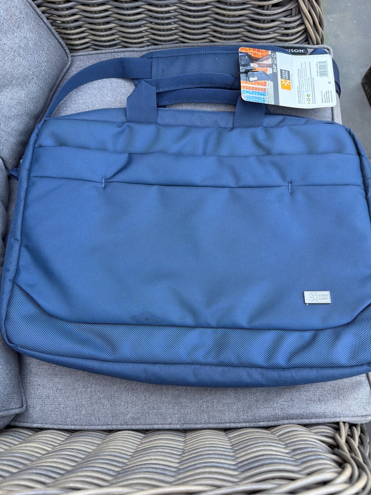 Case Logic Advantage, Ophalen of Verzenden, 15 inch, Nieuw