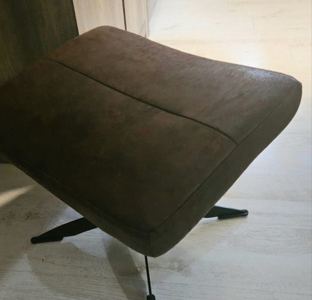 hocker. kleur yacht 09.perfecte staat, Huis en Inrichting, Banken | Voetenbanken en Poefen, Ophalen, Vierkant, 75 tot 100 cm, 50 tot 75 cm
