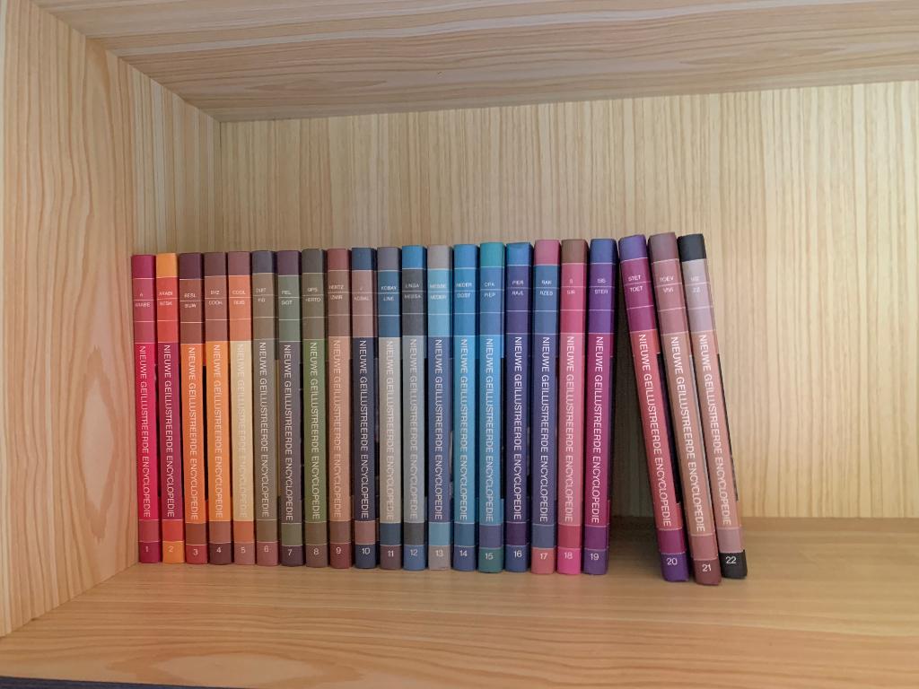 Encylopedie reeks, Boeken, Encyclopedieën, Complete serie, ThiemeMeulenhoff, Ophalen of Verzenden, Zo goed als nieuw