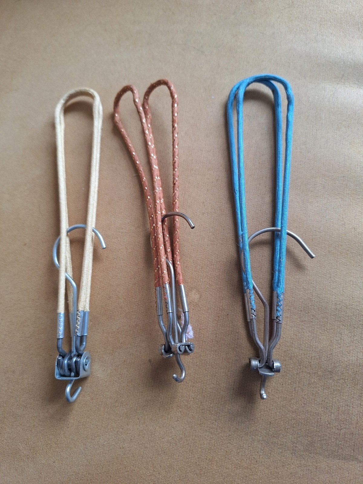 Vintage Kledinghangers - Set van 3, Ophalen