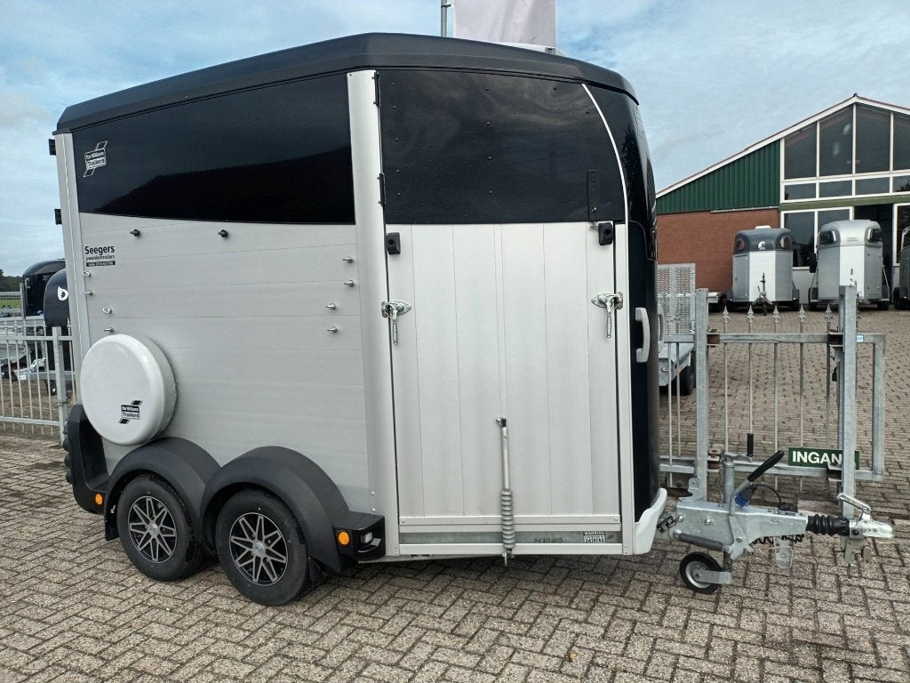 Ifor Williams HBX 403 1,5 paards paardentrailer, Ophalen of Verzenden, Zo goed als nieuw