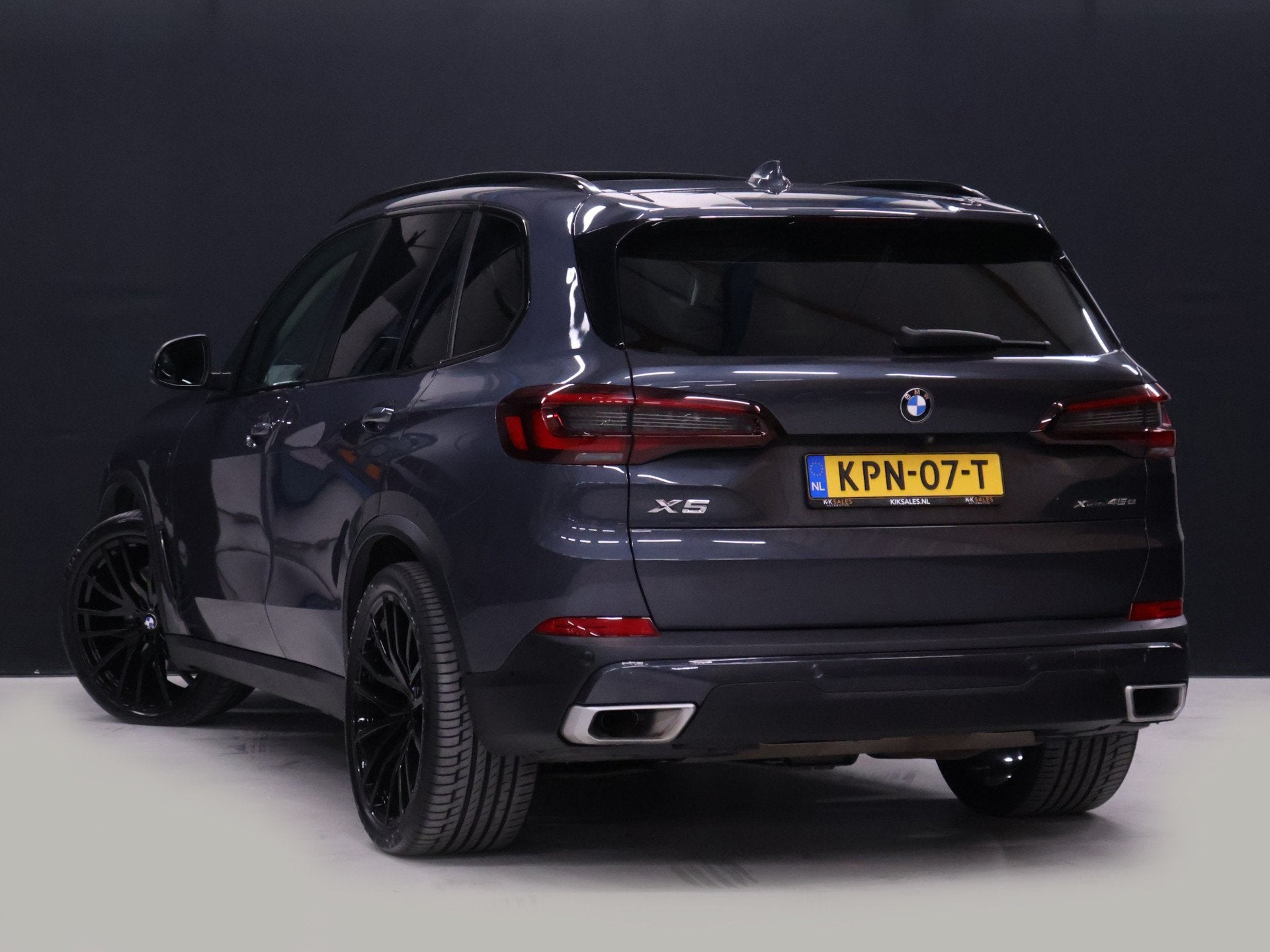 Foto 4 van BMW X5 xDrive45e Sport [SOH 97%, PANORAMADAK, HARMAN KARDON,