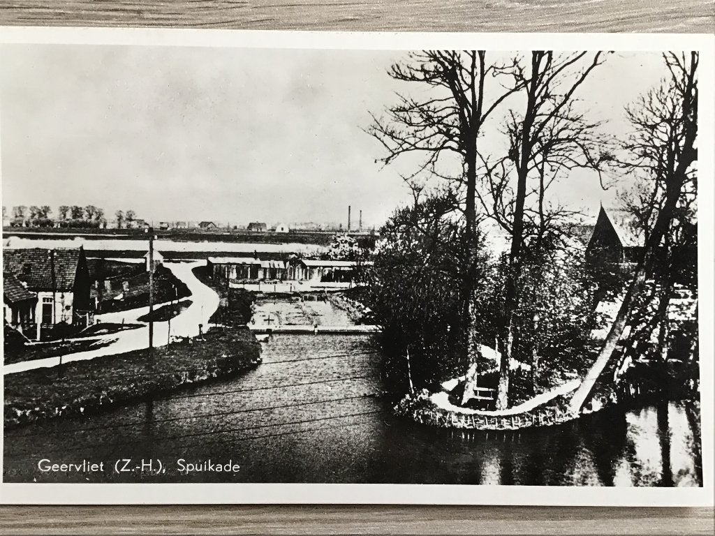 Oude ansichtkaart Geervliet (Z.-H.), Spuikade, Ophalen of Verzenden, 1940 tot 1960, Ongelopen, Zuid-Holland