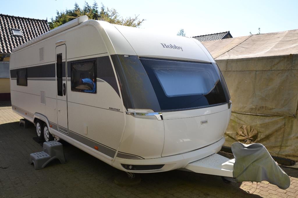 Hobby 720 WQC Prestige - maart 2024, Vast bed, Rondzit, Hobby, Schokbreker
